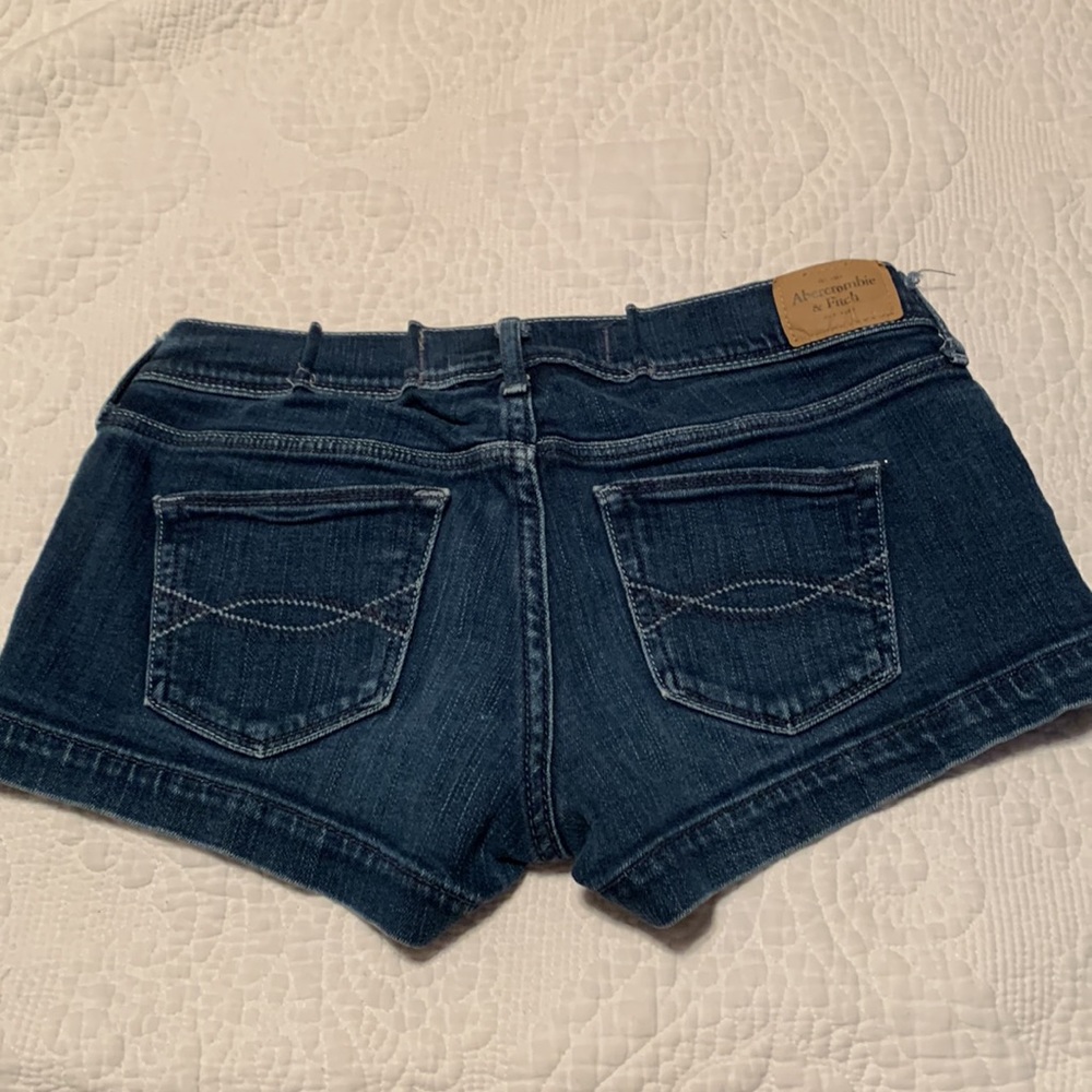 Shorts - Picture 2 of 2